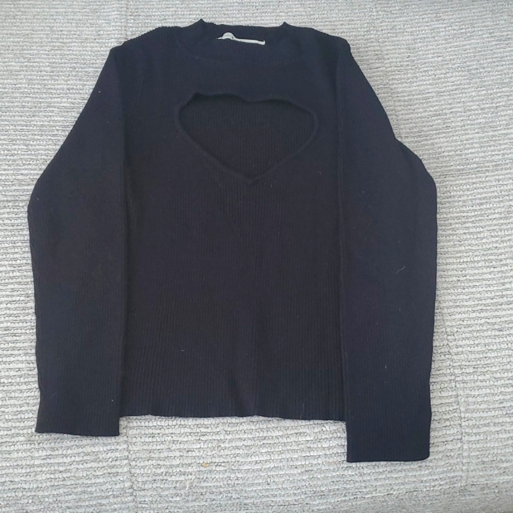 Zara Heart Shaped Sweater Top
